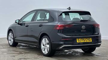 2025 Volkswagen ETSI MHEV Style DSG Euro 6 5-door (Black) - Image: 3