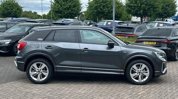 2026 Audi TFSI CoD 35 S line S Tronic Euro 6 5-door (Grey) - Image: 4