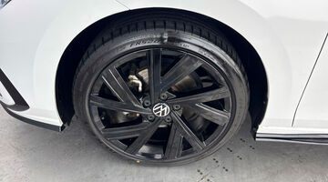 2024 Volkswagen ETSI MHEV Black Edition DSG Euro 6 5-door (White) - Image: 37