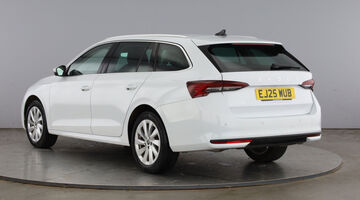 2025 Škoda TSI e-TEC MHEV ACT SE L DSG Euro 6 5-door (White) - Image: 3