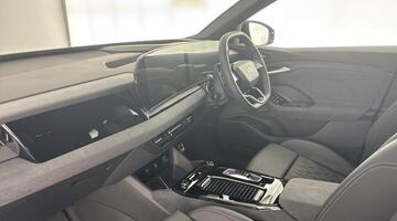 2026 Audi 100kWh Performance Black Edition Auto 5-door (Blue) - Image: 2