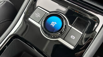 2026 Volkswagen 2.0 TDI Elegance DSG Euro 6 5-door (Black) - Image: 8