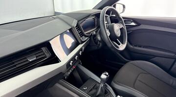2023 Audi 1.0 TFSI 30 S line Sportback Euro 6 5-door (Black) - Image: 2