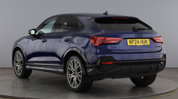 2024 Audi TFSI CoD 35 Black Edition Sportback S Tronic Euro 6 5-door (Blue) - Image: 3