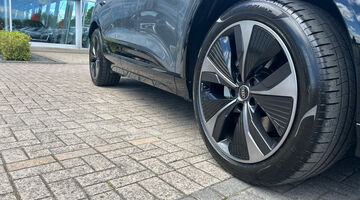 2026 Audi 100kWh Performance Black Edition Auto 5-door (Grey) - Image: 24