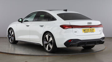 2025 Audi 2.0 e-hybrid5.9kWh Edition 1 Saloon S Tronic quattro Euro 6 5-door (White) - Image: 3