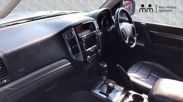 2016 Mitsubishi DI-DC Barbarian Auto 4WD Euro 6 3-door SWB (Silver) - Image: 2