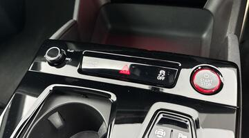 2025 Audi 100kWh Edition 1 Auto quattro 5-door (Grey) - Image: 17