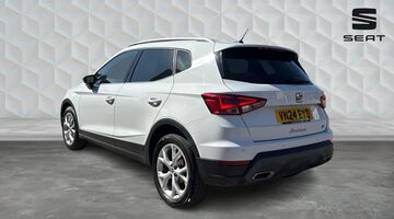 2024 SEAT 1.0 TSI FR Euro 6 5-door (White) - Image: 3