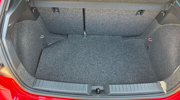 2026 SEAT 1.0 TSI FR Euro 6 5-door (Red) - Image: 15
