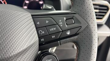 2026 CUPRA 2.0 TSI VZ3 DSG 4-doorive Euro 6 5dr (Grey) - Image: 25