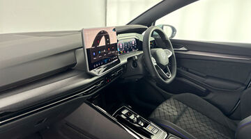 2026 Volkswagen ETSI MHEV R-Line DSG Euro 6 5-door (Blue) - Image: 2