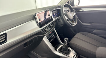 2023 Volkswagen 1.0 TSI Life Euro 6 5-door (Grey) - Image: 2