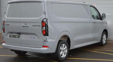 2026 Ford 340 71kWh Limited Auto L2 H1 5-door (Grey) - Image: 8