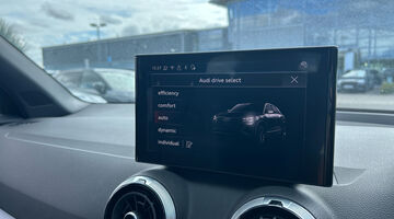 2025 Audi TFSI CoD 35 Black Edition S Tronic Euro 6 5-door (White) - Image: 38