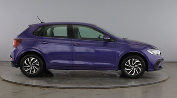 2022 Volkswagen 1.0 TSI Life DSG Euro 6 5-door (Vibrant Violet) - Image: 4