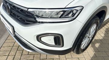 2023 Volkswagen TSI Life DSG Euro 6 5-door (White) - Image: 25