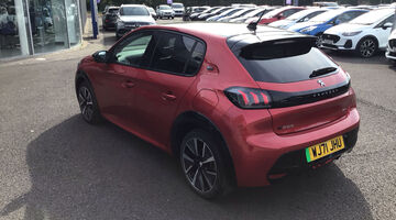 2021 Peugeot 50kWh GT Premium Auto 5-door (Red) - Image: 39
