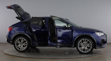 2024 Audi TFSI CoD 35 Black Edition Sportback S Tronic Euro 6 5-door (Blue) - Image: 10