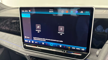 2026 Volkswagen TSI eHybrid 19.7kWh Black Edition DSG Euro 6 5-door (Green) - Image: 14
