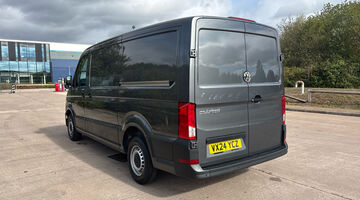 2024 Volkswagen 2.0 TDI CR30 Startline FWD MWB High Roof Euro 6 5-door (Grey) - Image: 3