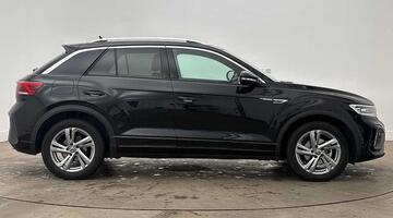 2025 Volkswagen TSI R-Line Euro 6 5-door (Black) - Image: 4