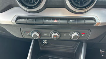 2025 Audi TFSI CoD 35 Black Edition S Tronic Euro 6 5-door (White) - Image: 25