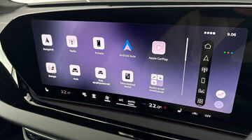 2026 Audi 2.0 e-hybrid5.9kWh S line Saloon S Tronic quattro Euro 6 5-door (Grey) - Image: 18