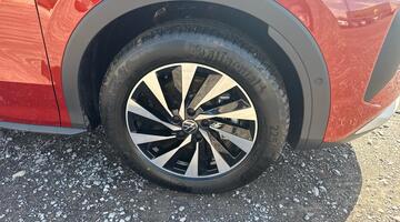 2026 Volkswagen New Life 1.5 eTSI 116 PS 7-speed DSG 5-door (Red) - Image: 14