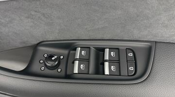 2026 Audi SUV S line TFSI quattro 340 PS tiptronic (Black) - Image: 19