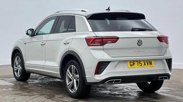 2025 Volkswagen TSI R-Line Euro 6 5-door (Grey) - Image: 3