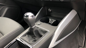 2026 Audi 1.0 TFSI 30 S line Euro 6 5-door (Blue) - Image: 11
