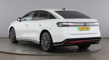 2026 Volkswagen Pro 77kWh Match Plus Fastback Auto 5-door (White) - Image: 3