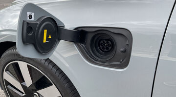 2026 Volvo 2.0 T6 18.8kWh Plus Auto Euro 6 5-door (Grey) - Image: 27