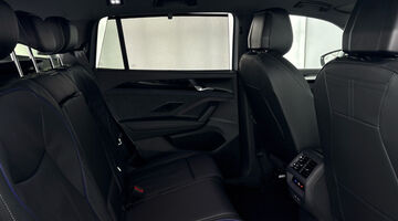 2026 Volkswagen TSI eHybrid 19.7kWh R-Line Edition DSG Euro 6 5-door (Silver) - Image: 17