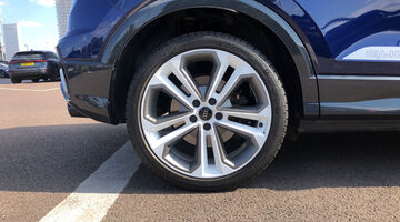 2024 Audi 2.0 TFSI Black Edition S Tronic quattro Euro 6 5-door (Blue) - Image: 5