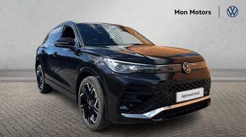 2024 Volkswagen ETSI MHEV R-Line DSG Euro 6 5-door (Black) - Image: 1