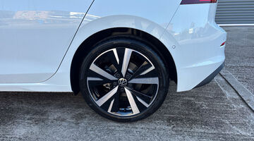 2026 Volkswagen ETSI MHEV Match DSG Euro 6 5-door (White) - Image: 30