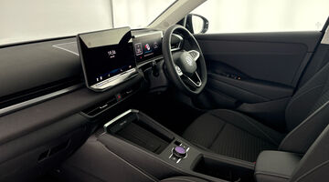 2026 Volkswagen ETSI MHEV Life DSG Euro 6 5-door (Black) - Image: 2
