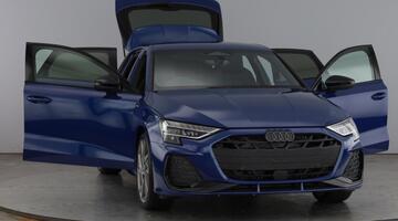 2026 Audi Sportback Black Edition TFSI 150 PS S tronic (Blue) - Image: 9