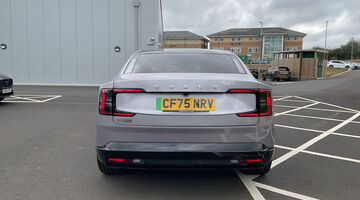 2025 Volvo Single Motor Extended Range 92kWh Ultra Saloon Auto 5-door (Silver) - Image: 30