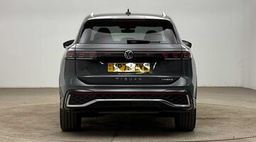 2025 Volkswagen TSI eHybrid 19.7kWh R-Line DSG Euro 6 5-door (Grey) - Image: 8