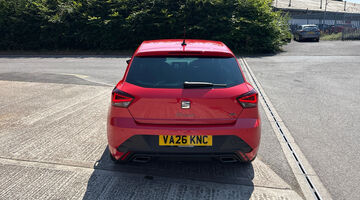2026 SEAT 1.0 TSI FR Euro 6 5-door (Red) - Image: 13