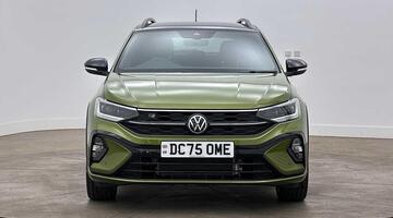 2026 Volkswagen TSI Black Edition DSG Euro 6 5-door (Green) - Image: 7