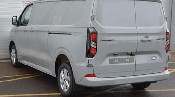2026 Ford 340 71kWh Limited Auto L2 H1 5-door (Grey) - Image: 5