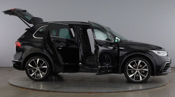 2023 Volkswagen 2.0 TDI R-Line DSG 4Motion Euro 6 5-door (Black) - Image: 11