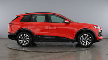 2024 Audi 100kWh Sport Auto quattro 5-door (Red) - Image: 4