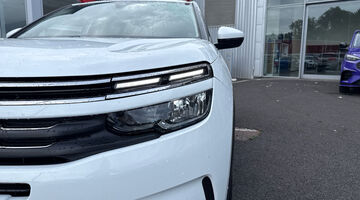 2020 Citroen PureTech Flair Euro 6 5-door (White) - Image: 10
