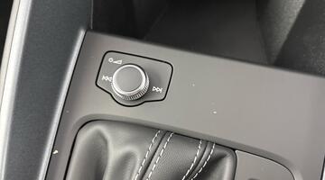 2026 Audi Sportback S line 30 TFSI 116 PS S tronic (Black) - Image: 25
