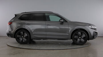 2026 Volkswagen 3.0 TDI V6 Black Edition Tiptronic 4Motion Euro 6 5-door (Grey) - Image: 4